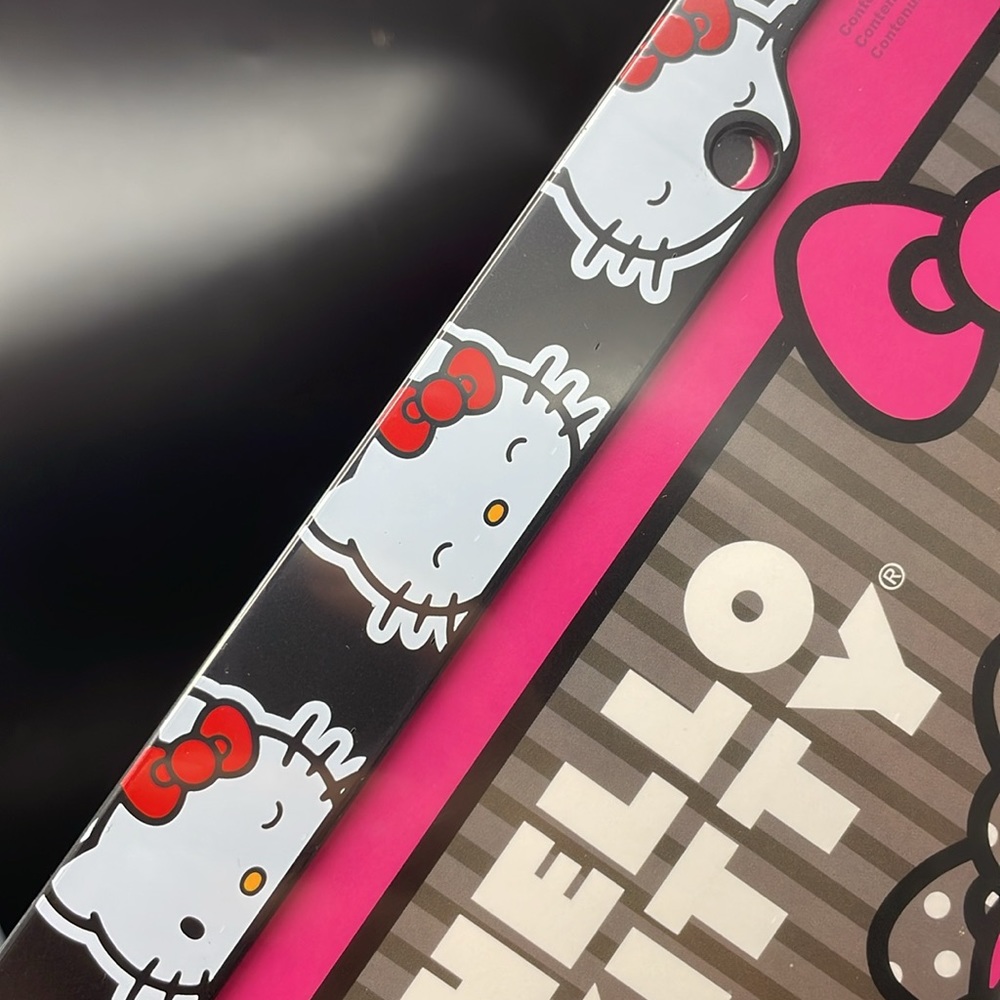 Hello Kitty Tag Frame - Picture 5 of 5